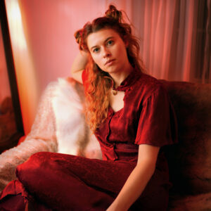 Music in the Farmhouse: Sun V Set & Amelia Empson (Copy)